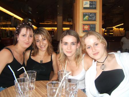 Les filles