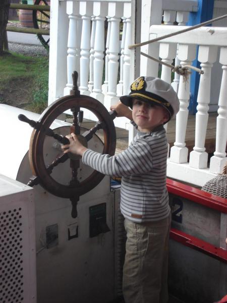 Capt'aine Maël...
